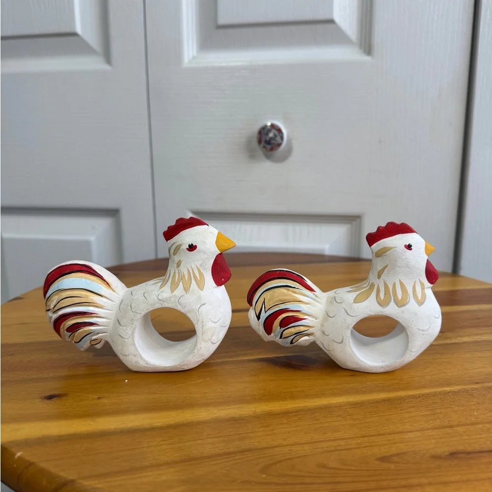 Vintage carved wood hand painted rooster napkin rings‎ set of 2